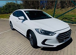 Hyundai elantra sedan automátic